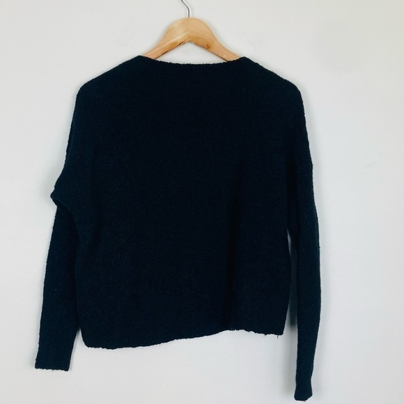 Alice +Olivia black wool and cashmere boucle textured sweater. Size XS - Picture 3 of 6